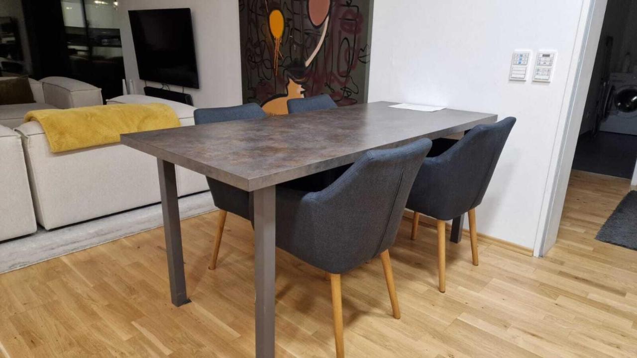 Apartment Modernes Mit Wunderschonem Rheinblick Urmitz